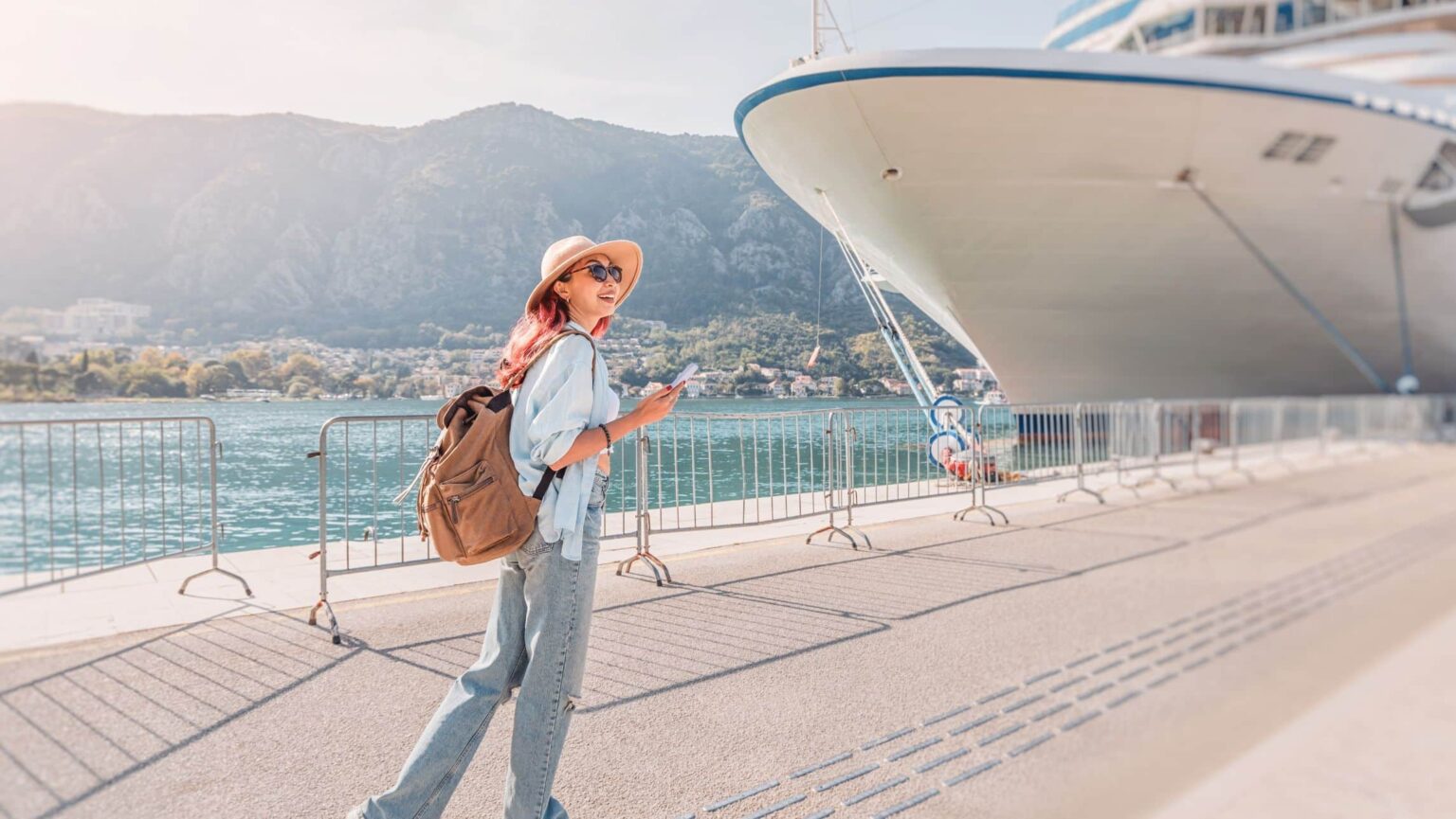 women near cruise ship