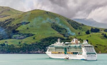 New Zealand cruise ship