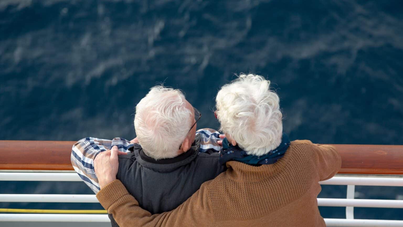 old couple on cruise