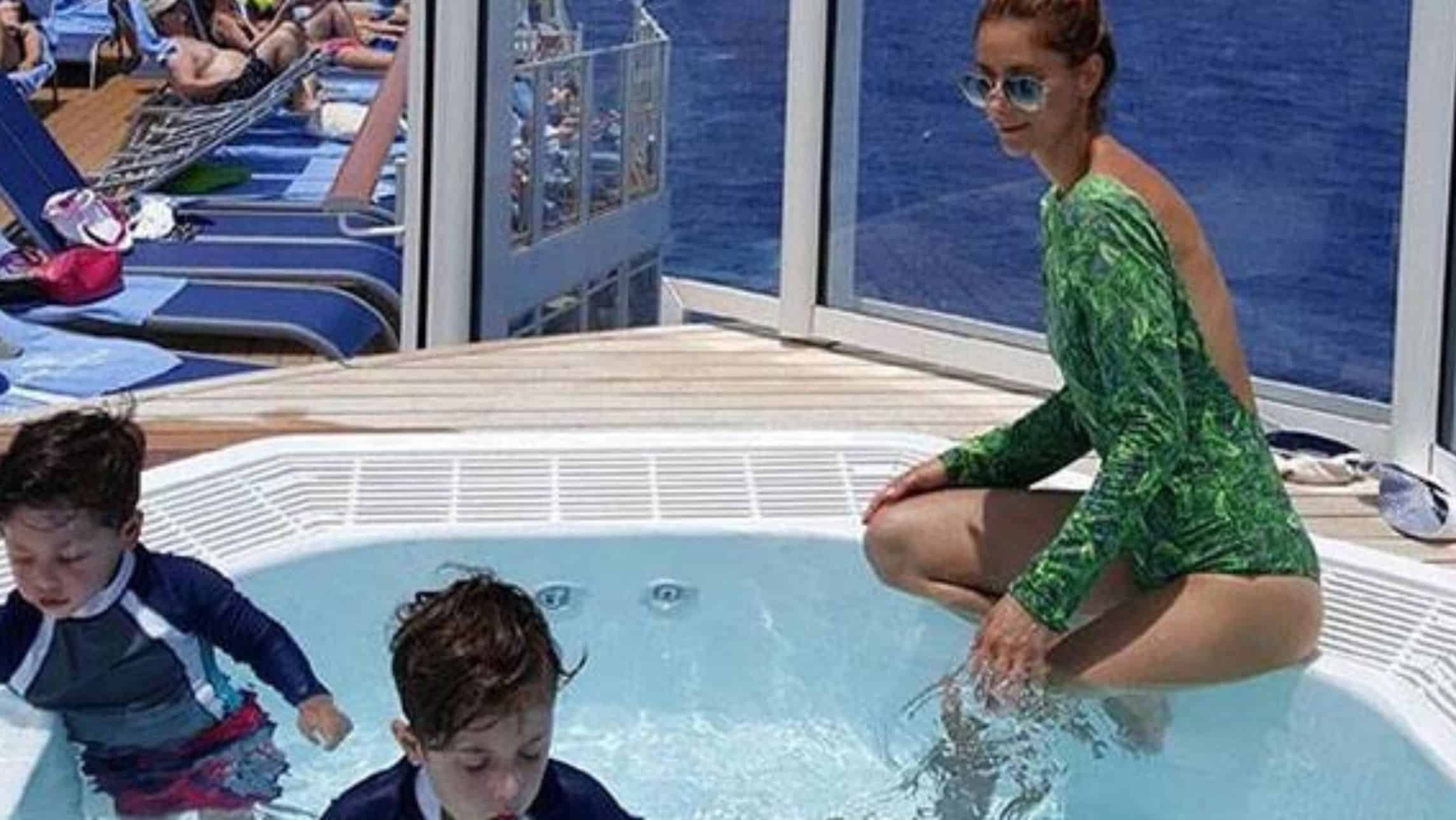 kids in cruise ship hot tub