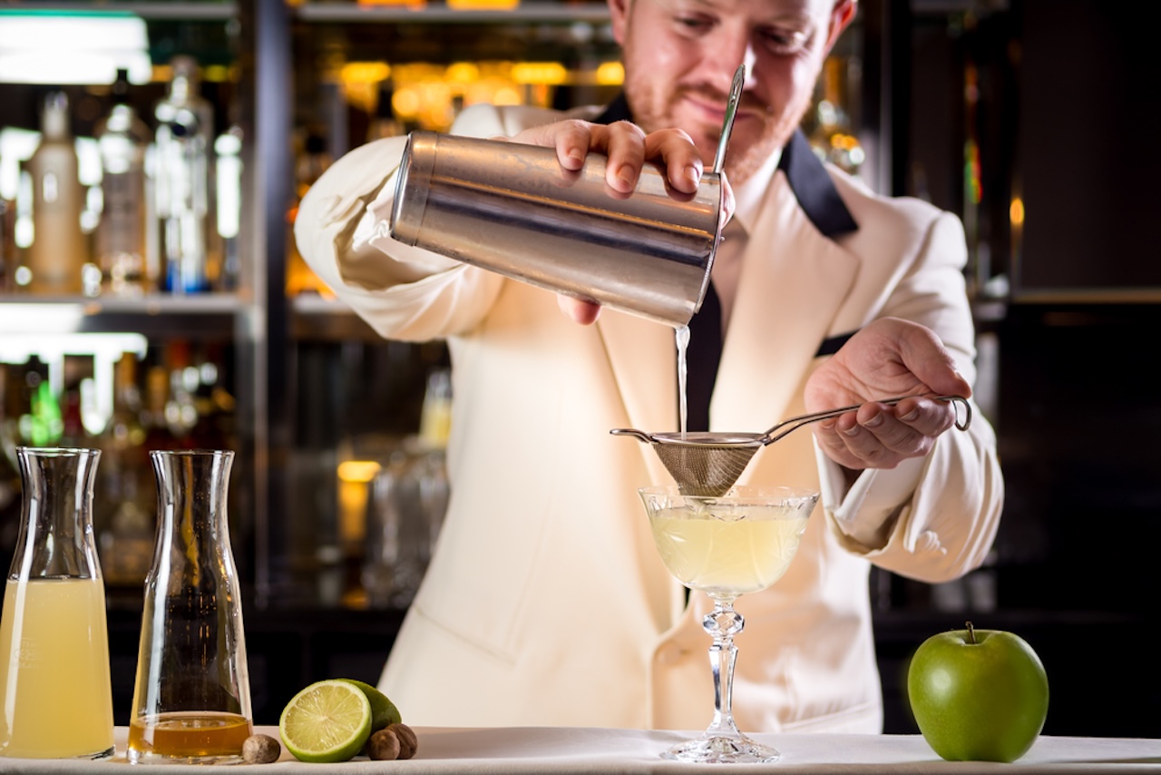 Drinks packages and Barman