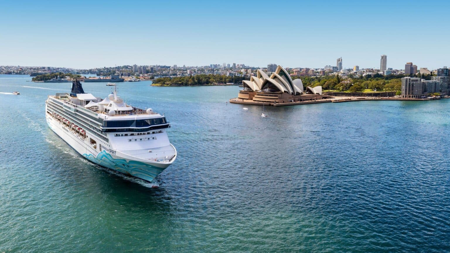 Norwegian Spirit in Sydney Harbour