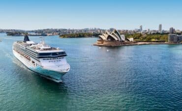 Norwegian Spirit in Sydney Harbour