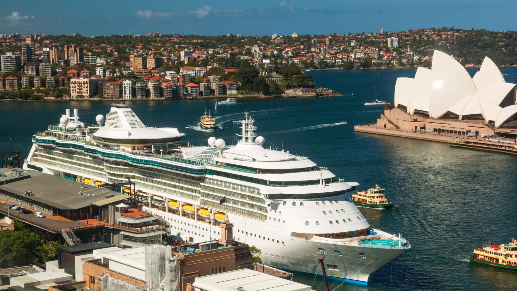 cruise ship in sydney harbour