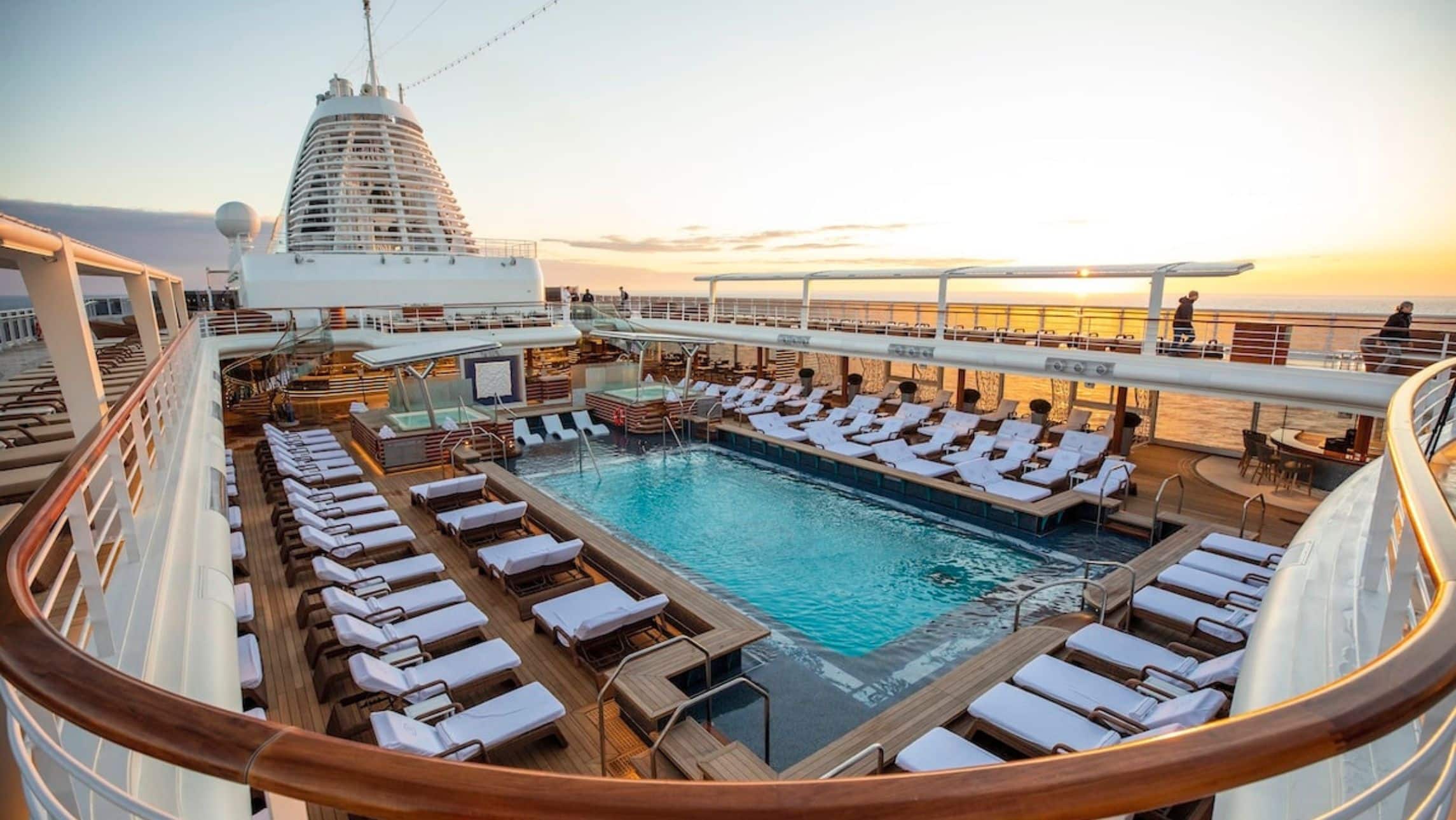 Regent Seven Seas Cruises pool deck