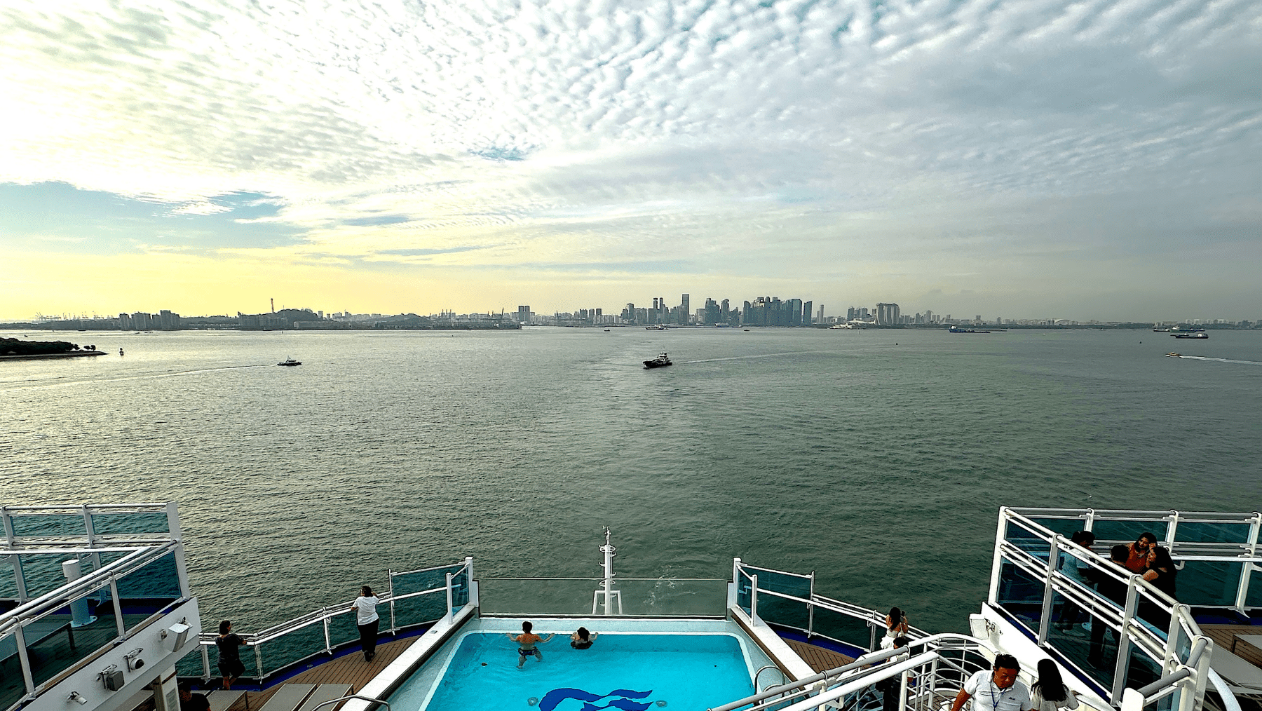 Discovery Princess leaving Singapore