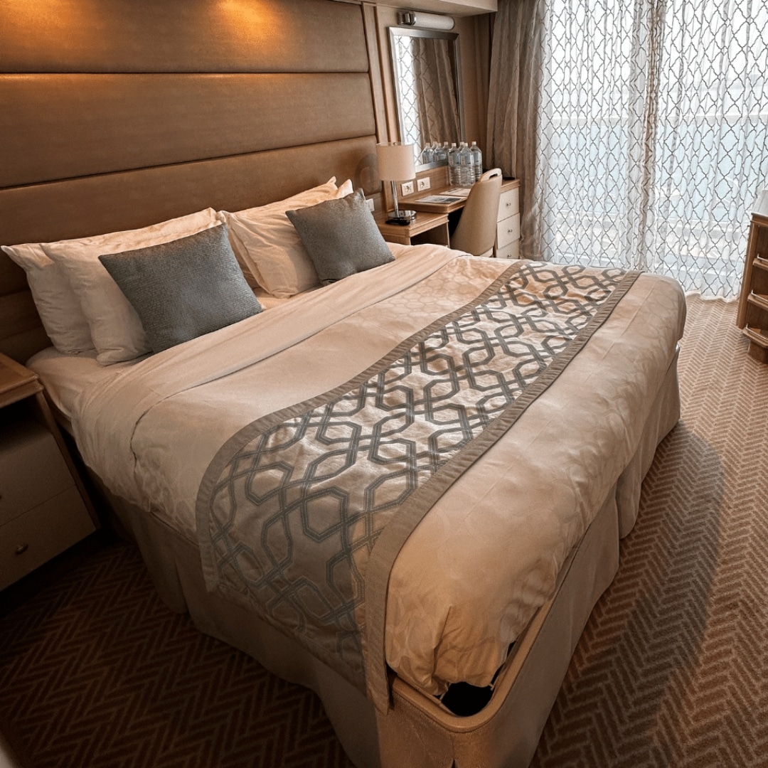 bed in cabin on discovery princess