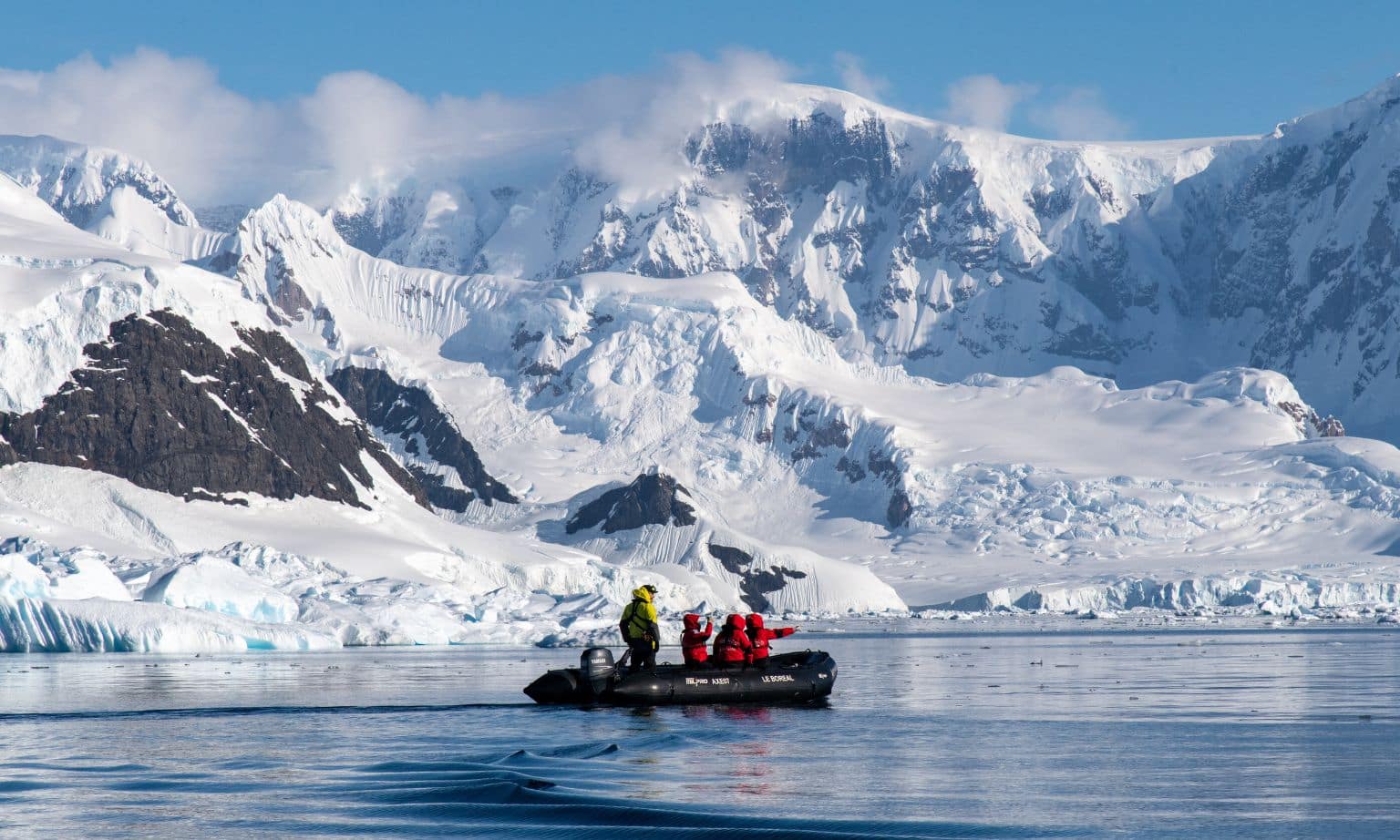 Ponant discover White continent