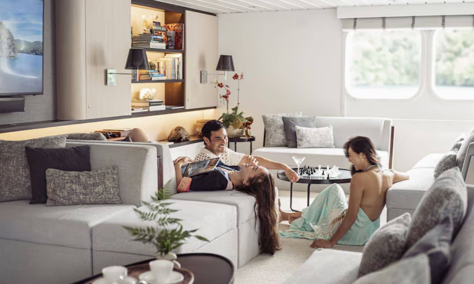 The accommodation on the Four Seasons Yacht