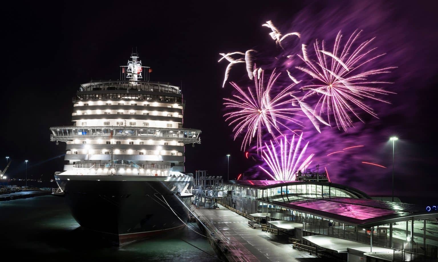 Queen Mary farewelled from Southampton