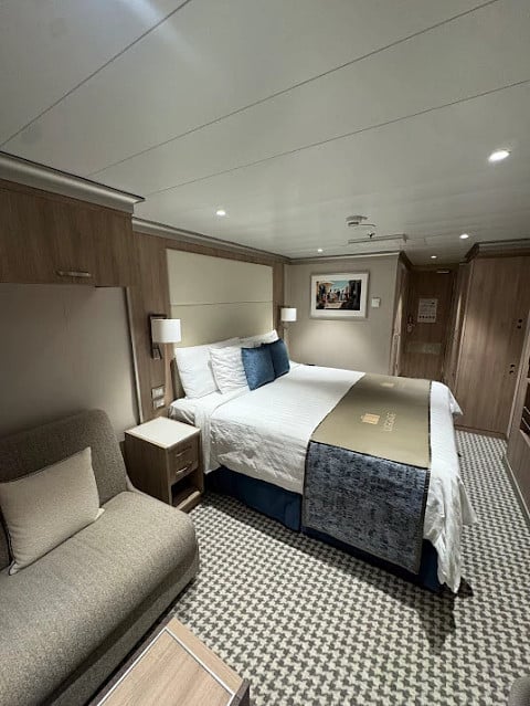 WEDM Ocean View Stateroom 2