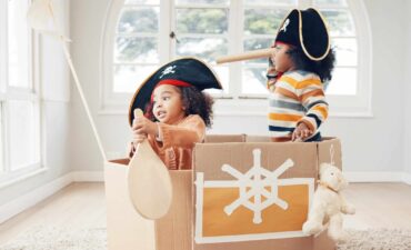 Kids in a ship