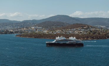 Le Commandant Charcot arrives into Hobart for the inaugural sailing
