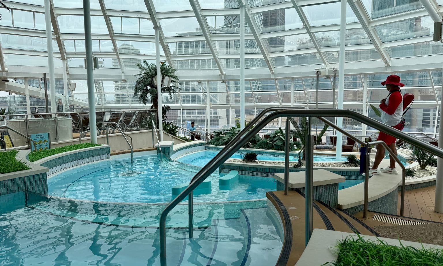 An Expert’s Guide To Anthem Of The Seas For You And Your Crew - Cruise Passenger