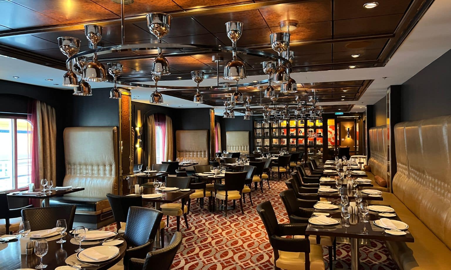 An Expert’s Guide To Anthem Of The Seas For You And Your Crew - Cruise Passenger