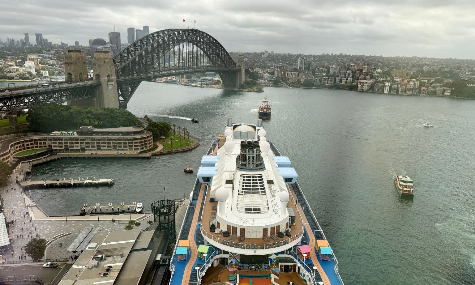 An Expert’s Guide To Anthem Of The Seas For You And Your Crew - Cruise Passenger