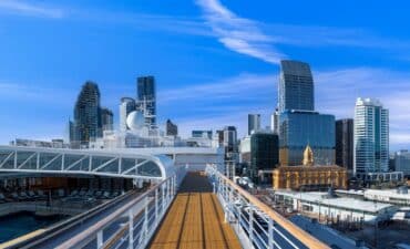 cruise ship in auckland