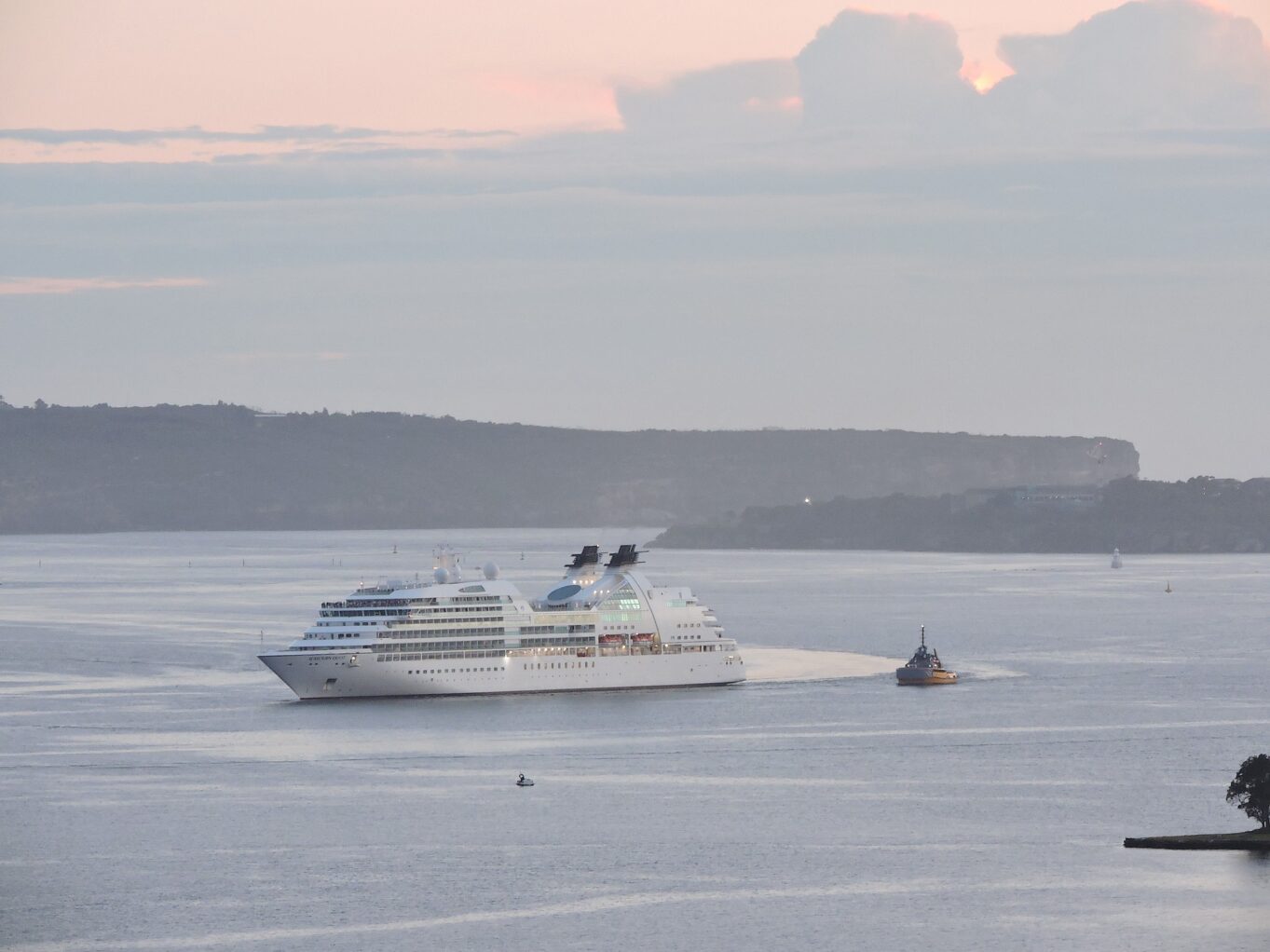 cruise ship sailing through sydney