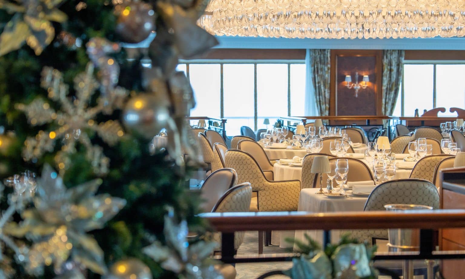 Oceania dining at Christmas