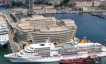 Barcelona cruise ship