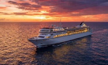 ville vie odyssey sailing at sunset