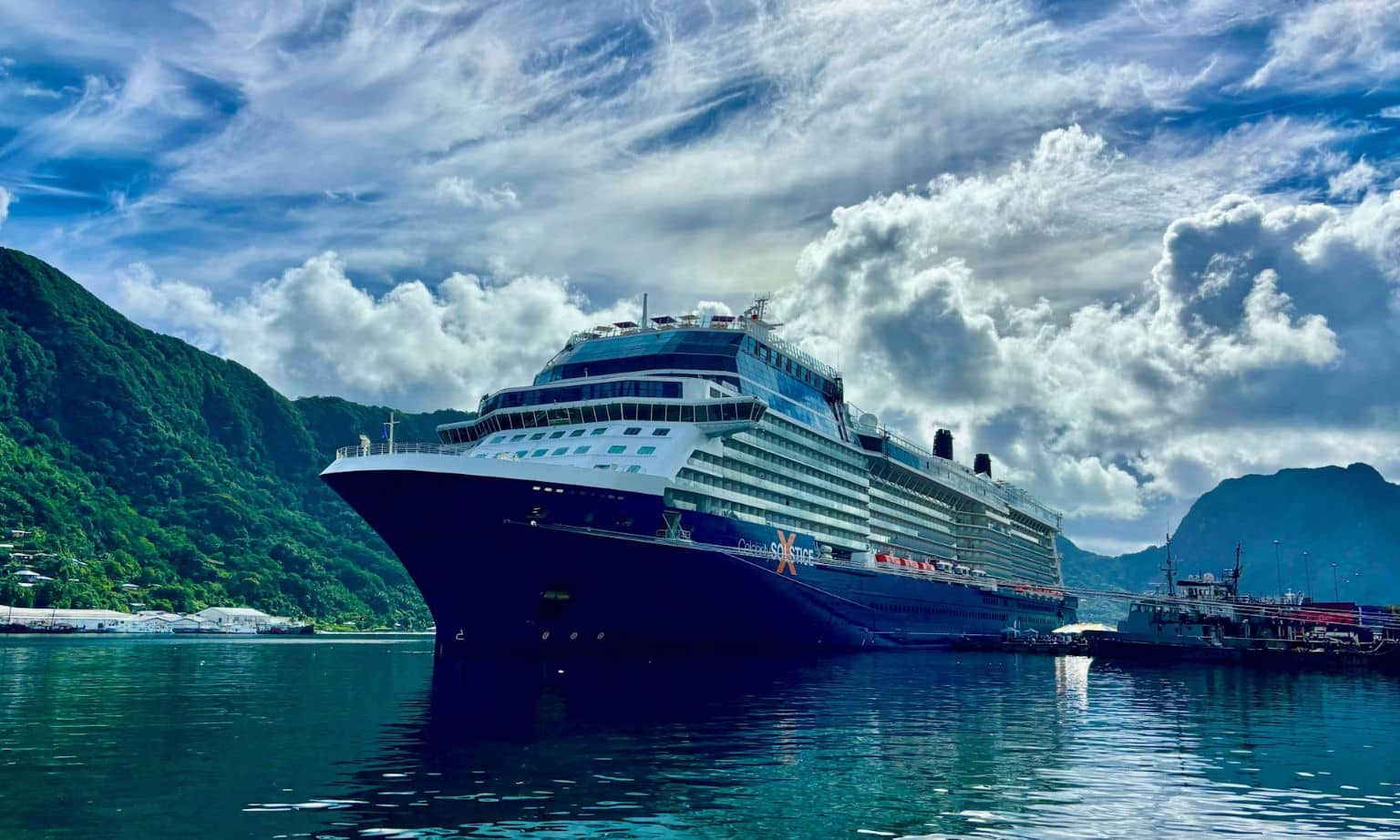 celebrity solstice sailing in the pacific