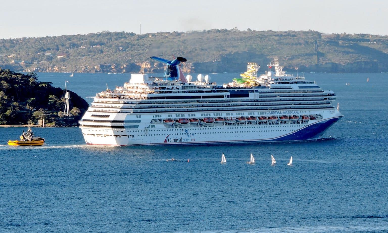 carnival cruise ship in sydney