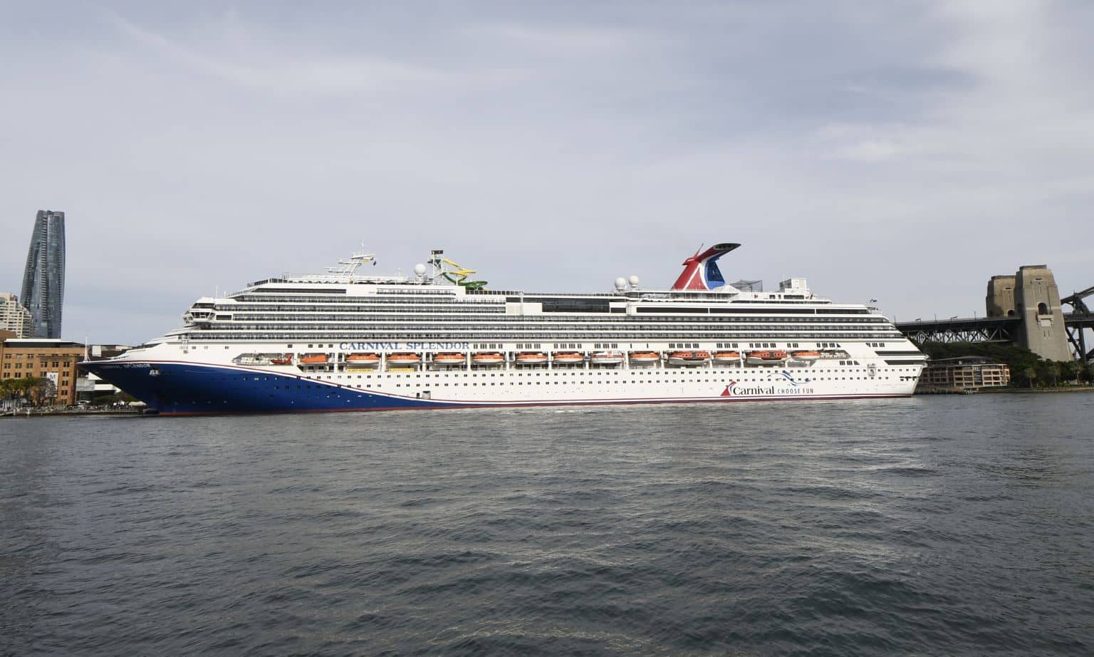 Cruise ship Australia